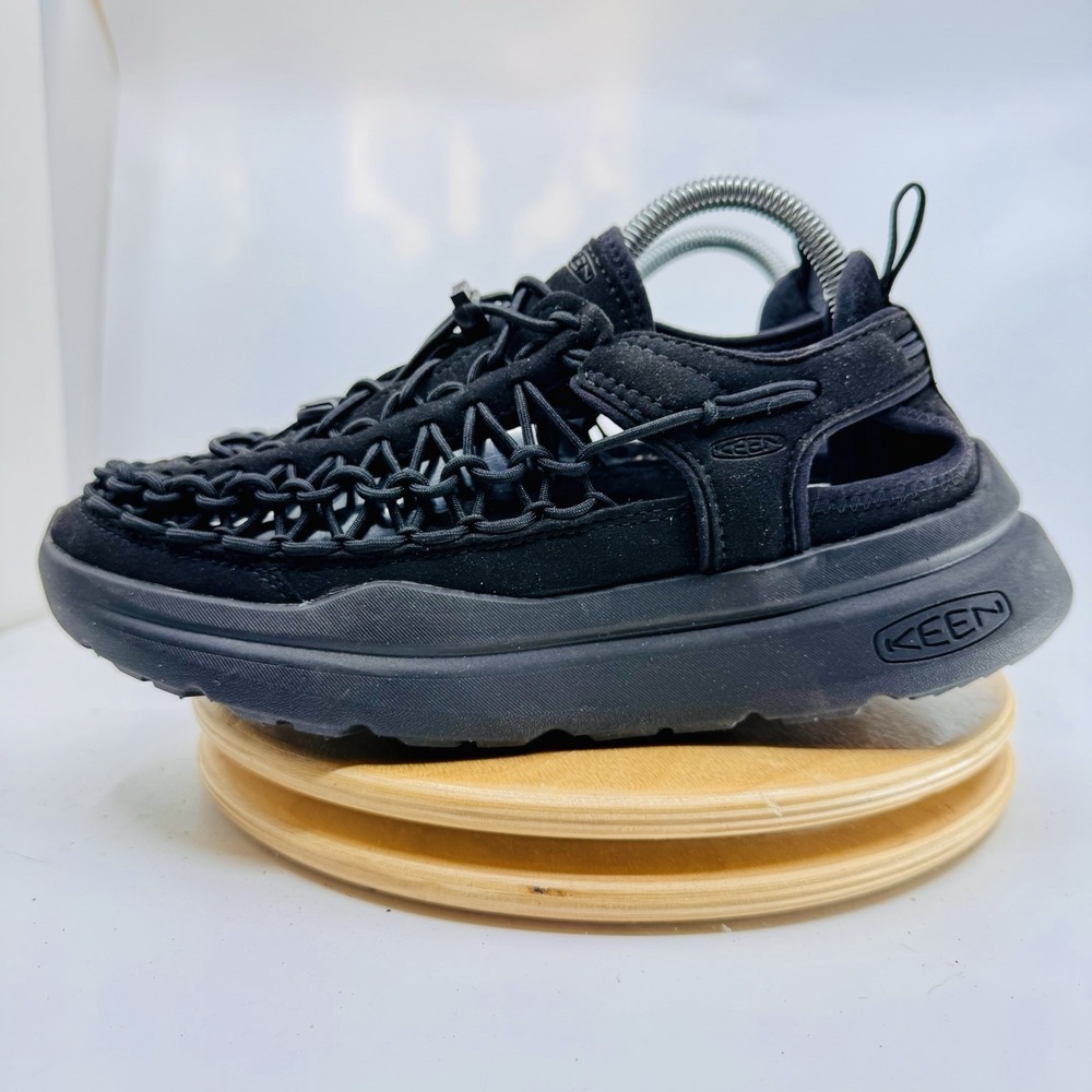Keen Black Women's Sandal Sneaker